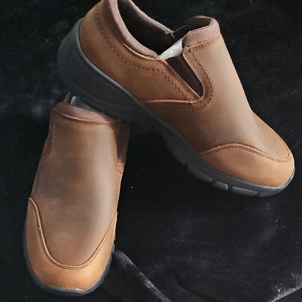 LANDS END Brown Slip-On's.